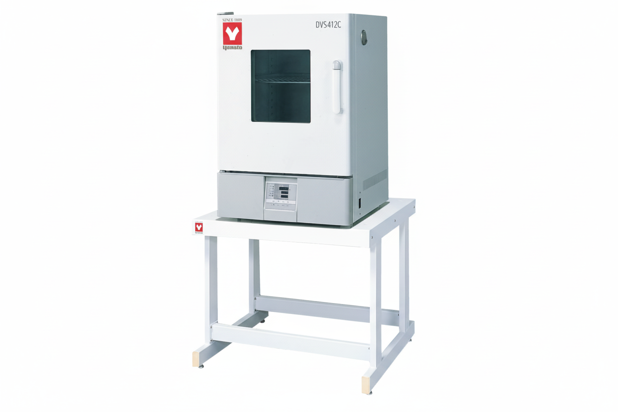 Yamato DVS-412C 99L Programmable Natural Convection Laboratory Oven (220V) featuring a stainless steel interior and digital V-type controller.